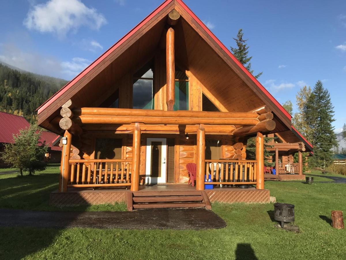 Yoho Chalets Villa Golden Exterior foto